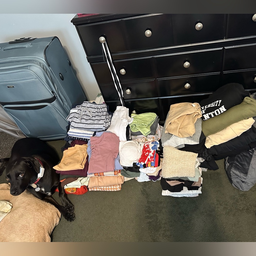I'm about to move into a new apt & have so much that needs to go & more to come!